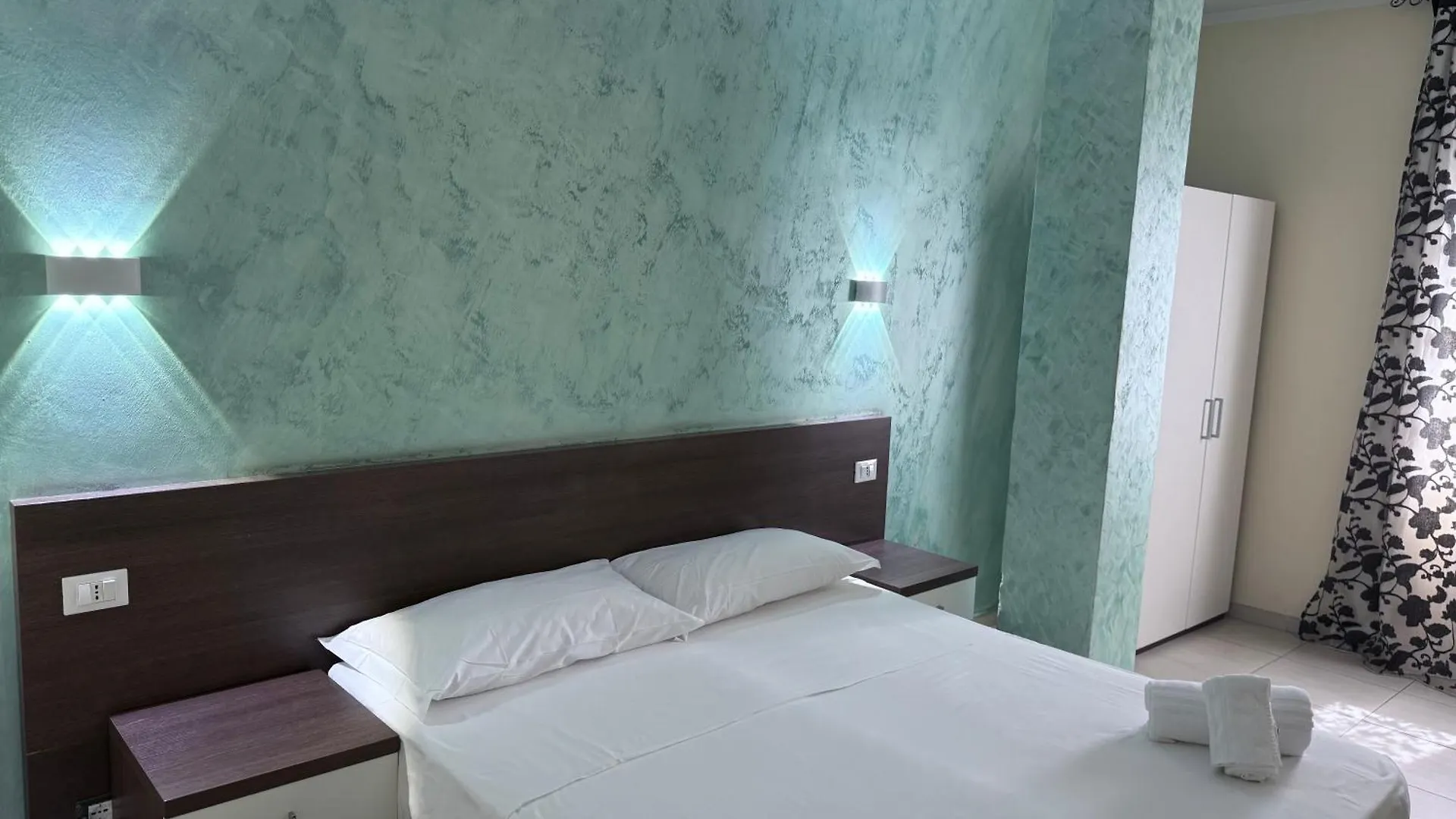 Tiburtina Hotel Holiday Rome Italy