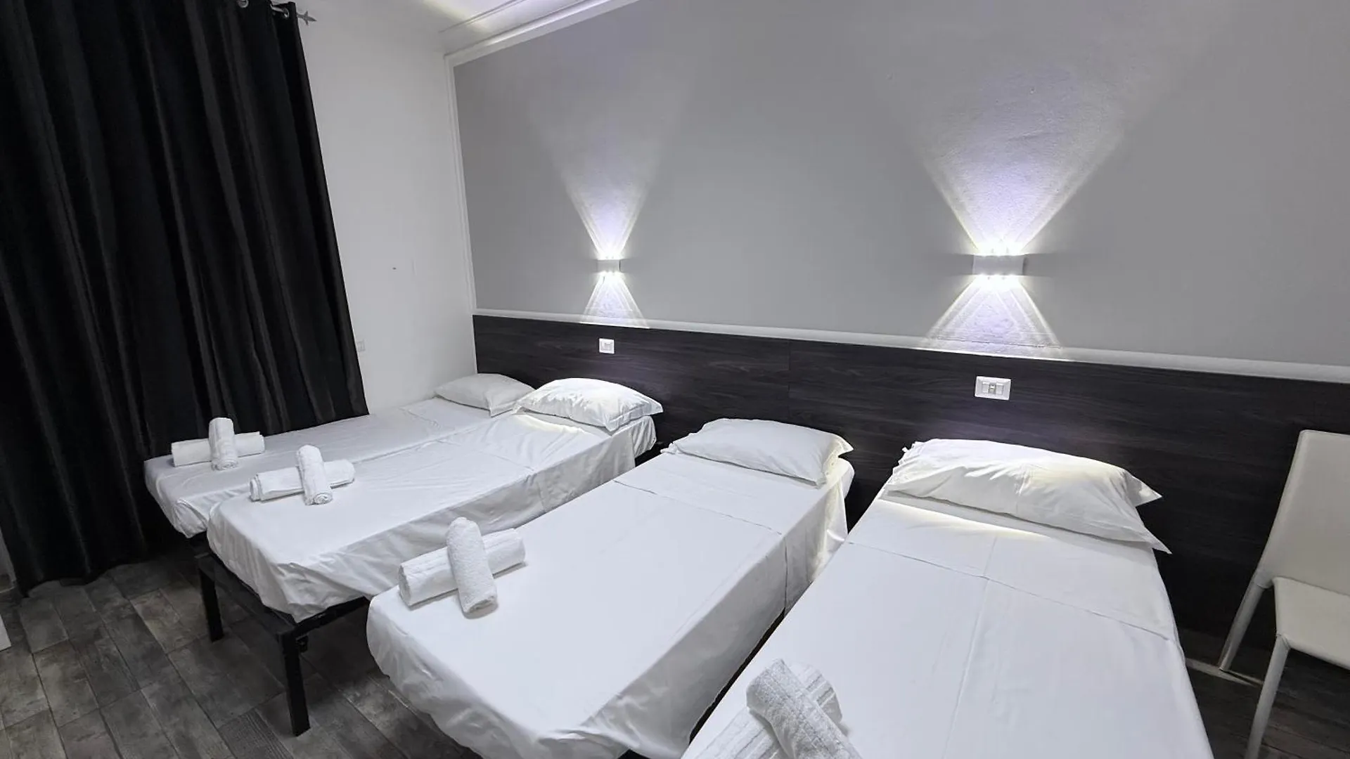 Maison d'hôtes Tiburtina Hotel Holiday Rome
